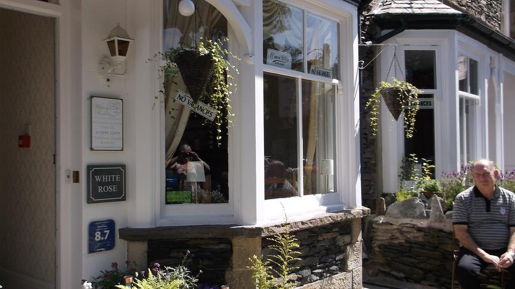 White Rose Hotell Windermere Exteriör bild